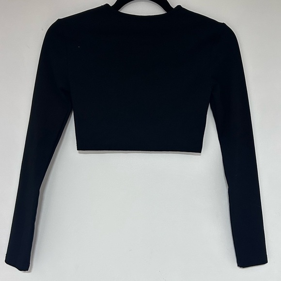 Edikted Patricia Open Ring Black Long Sleeve Crop Top Size Small - Picture 10 of 10